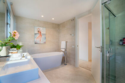 f56473053442a623b66ee793801541fe - 18