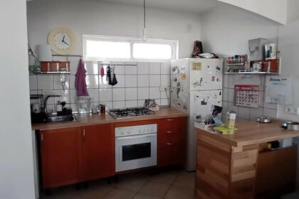 f6c48fca684d0efe601179d6edf0ab54 - 12