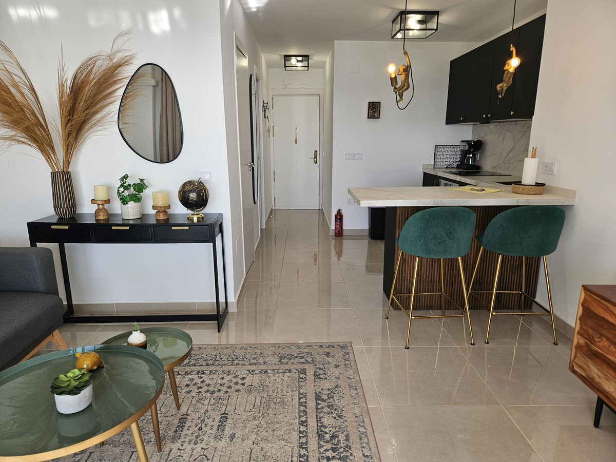 f78da043da4ecb2a7dd18e10c1c44723 - 1