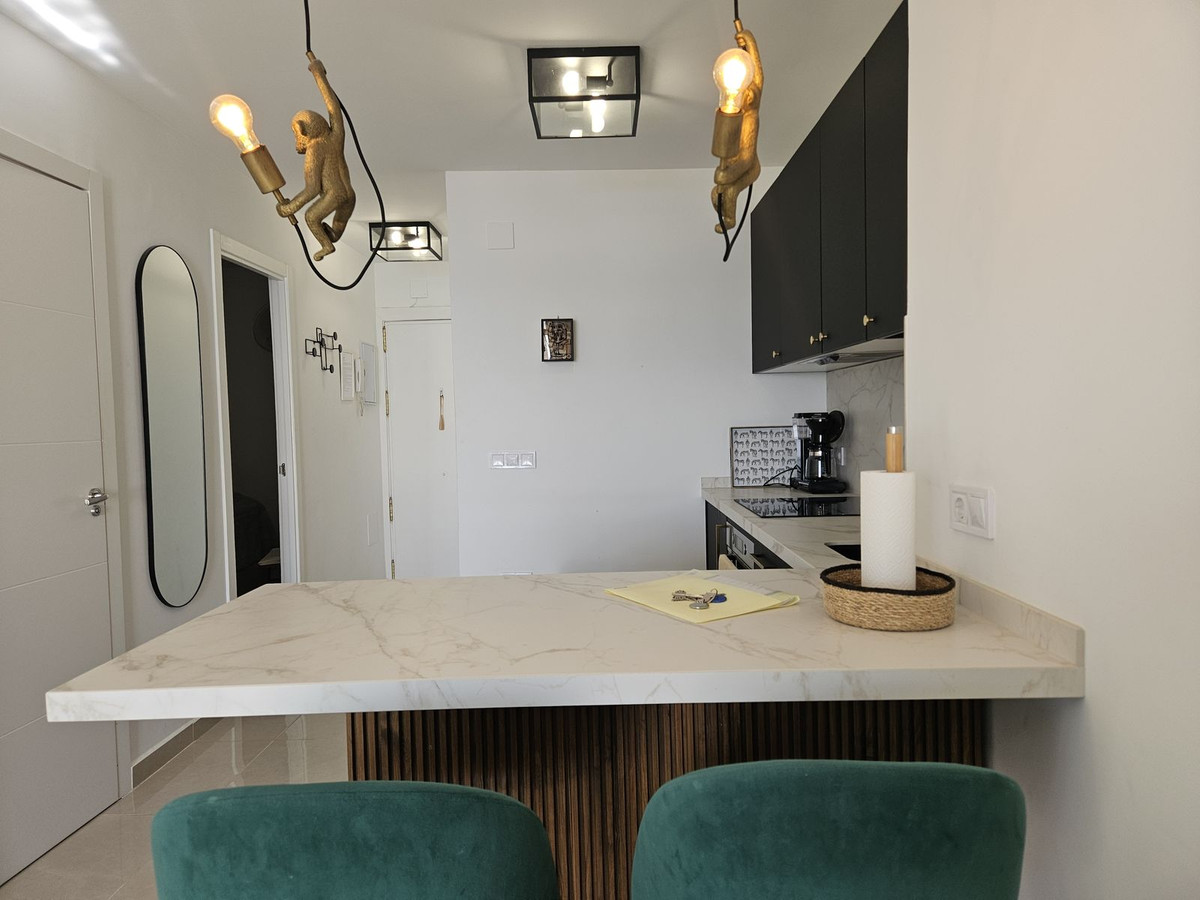 f78da043da4ecb2a7dd18e10c1c44723 - 8