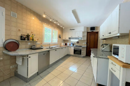 f9153cb6014cd3727b1d986ebf0a8cdb - 11