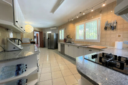 f9153cb6014cd3727b1d986ebf0a8cdb - 12