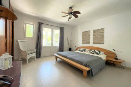 f9153cb6014cd3727b1d986ebf0a8cdb - 14