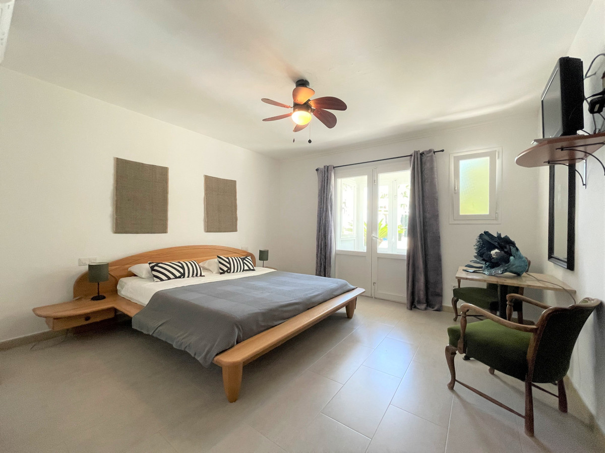 f9153cb6014cd3727b1d986ebf0a8cdb - 16