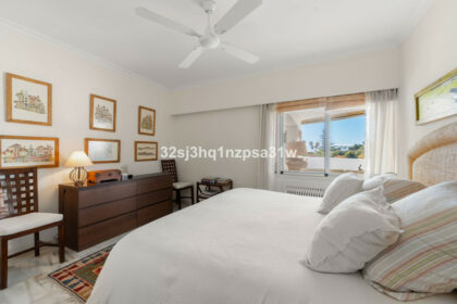 f9d80e8bc535e35f5856ba53185aa362 - 11