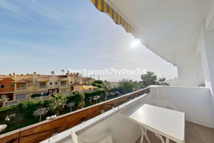 fa73ab7ba687f025a1ef0fe290392e0a - 12