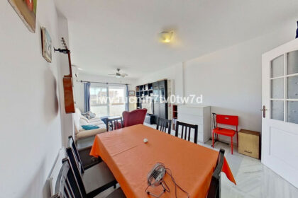 fa73ab7ba687f025a1ef0fe290392e0a - 18