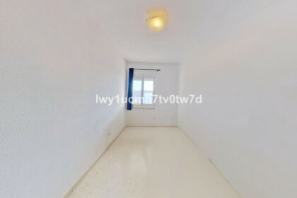 fa73ab7ba687f025a1ef0fe290392e0a - 5