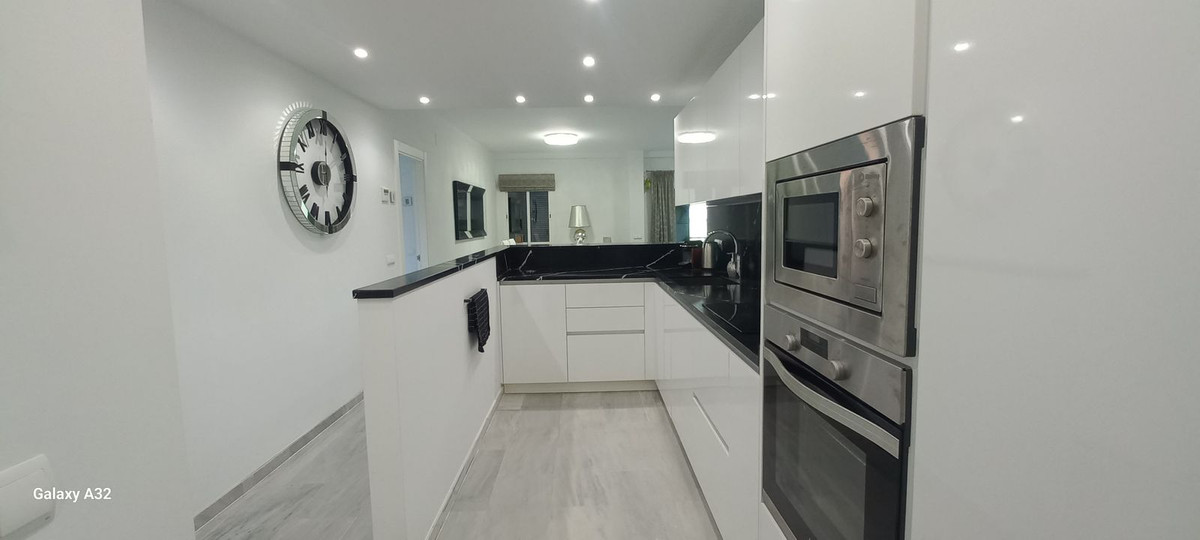 fb07a0d50aa3153c7a4954d7aac0ea16 - 12