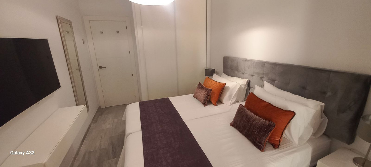 fb07a0d50aa3153c7a4954d7aac0ea16 - 20