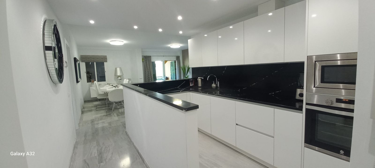 fb07a0d50aa3153c7a4954d7aac0ea16 - 9