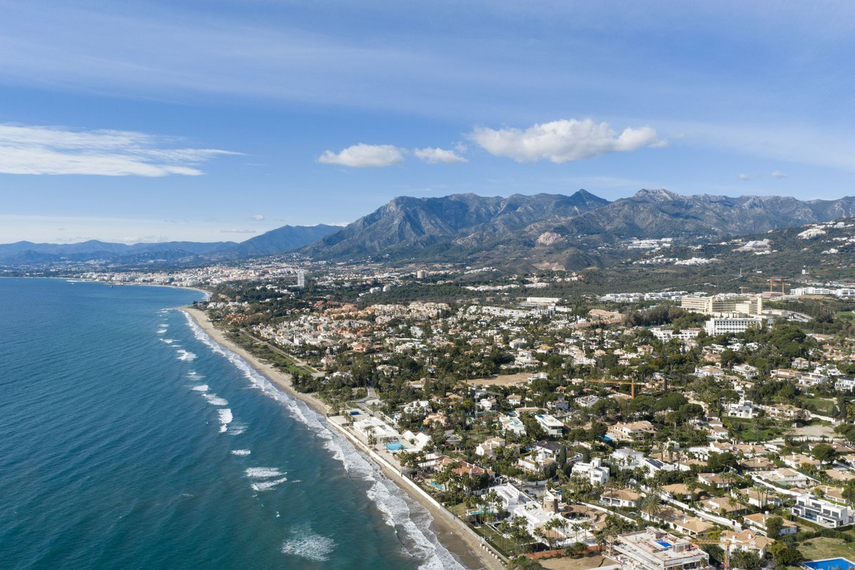 fb0e7dddbaa67cf7ea33c1766df47b3f - 2