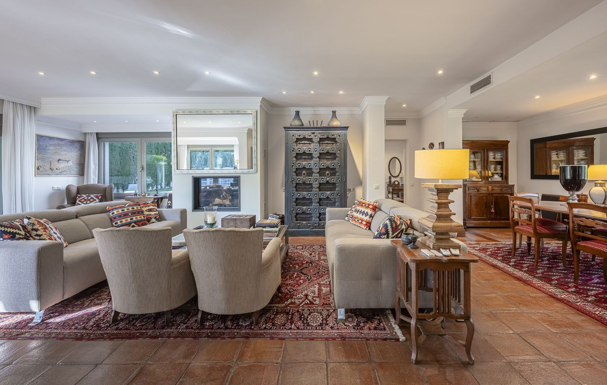 fb0e7dddbaa67cf7ea33c1766df47b3f - 20