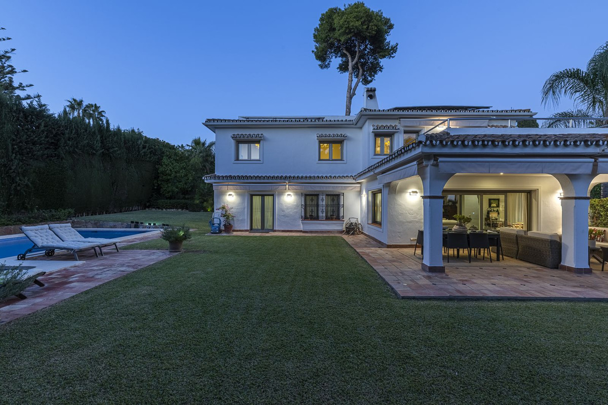 fb0e7dddbaa67cf7ea33c1766df47b3f - 43