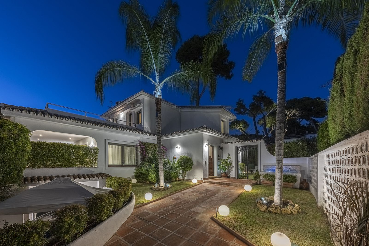 fb0e7dddbaa67cf7ea33c1766df47b3f - 45