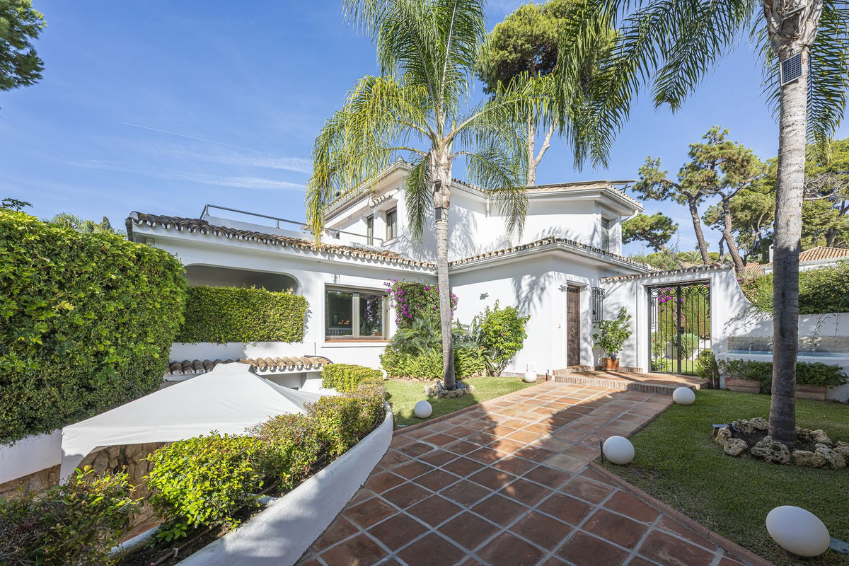 fb0e7dddbaa67cf7ea33c1766df47b3f - 7