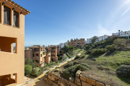 fb135c5fc53ca02c9c2db9eb6fb3d59f - 20