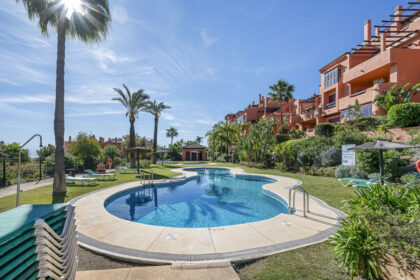 fb135c5fc53ca02c9c2db9eb6fb3d59f - 44