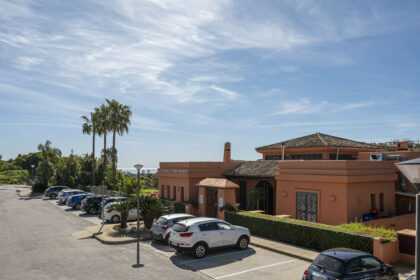 fb135c5fc53ca02c9c2db9eb6fb3d59f - 52