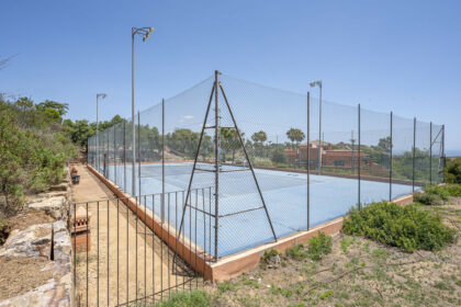 fb135c5fc53ca02c9c2db9eb6fb3d59f - 69