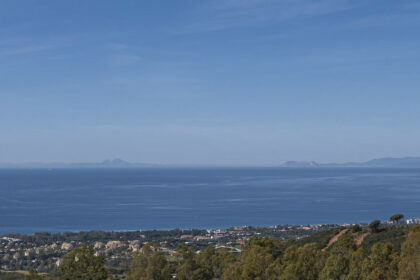 fb135c5fc53ca02c9c2db9eb6fb3d59f - 71