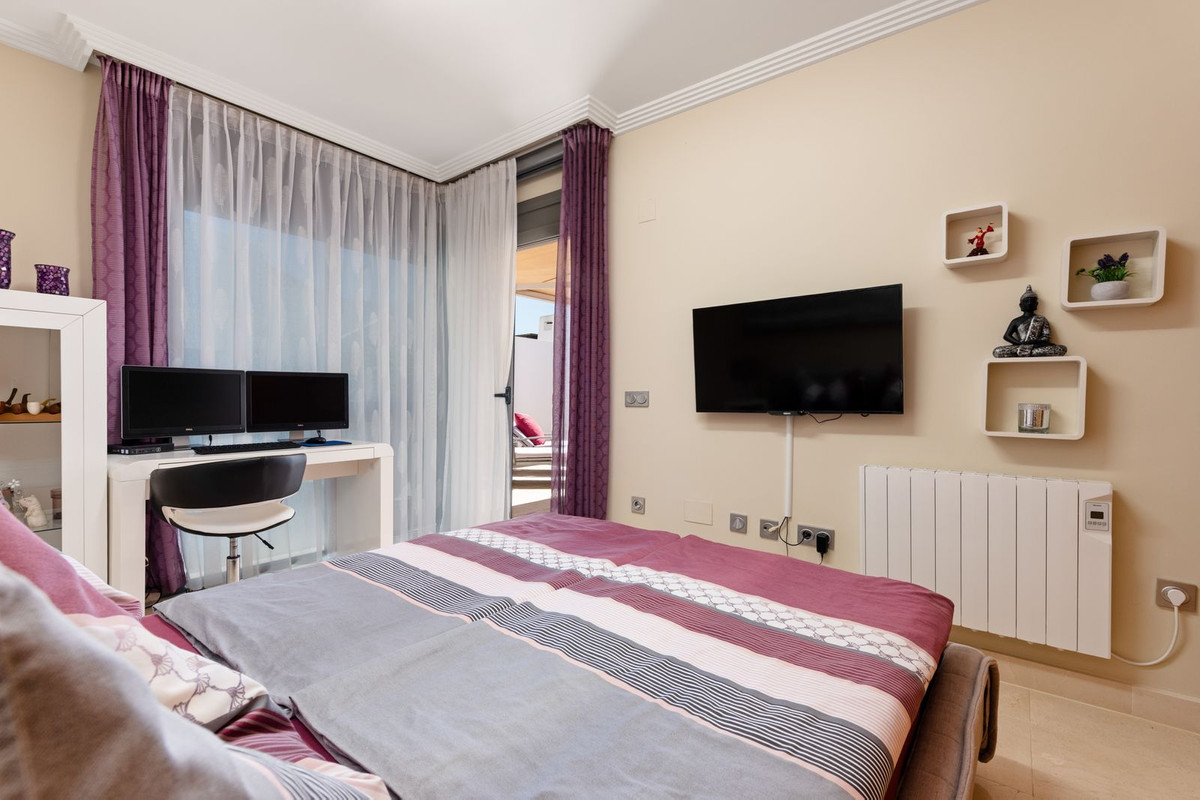 fe9b6f4eb0d69072776fb893131a1e00 - 21