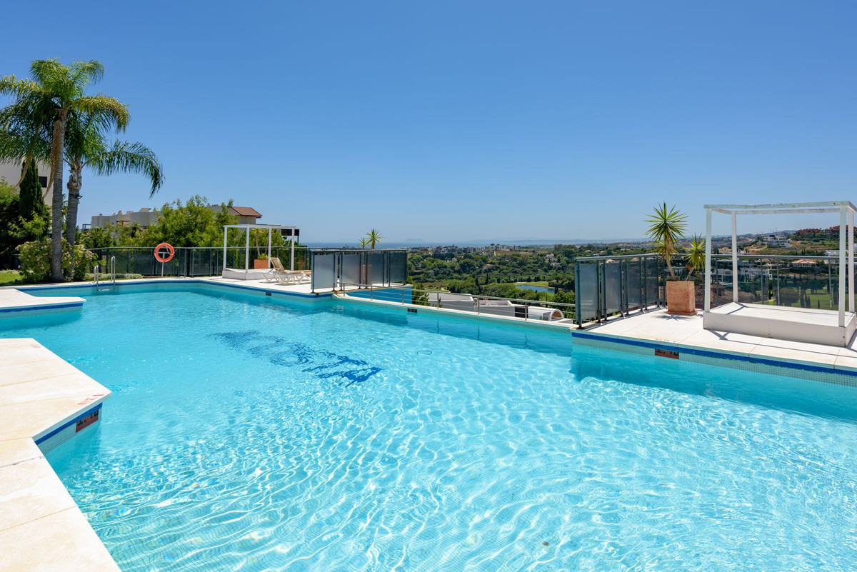 fe9b6f4eb0d69072776fb893131a1e00 - 39