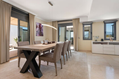 fe9b6f4eb0d69072776fb893131a1e00 - 7