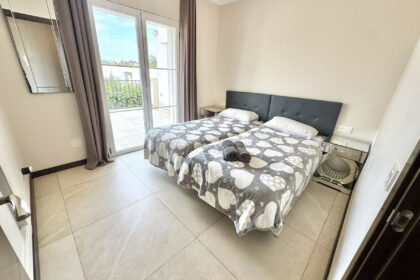 feb408abd5ebbdfbb4b4f9430cca02b3 - 24