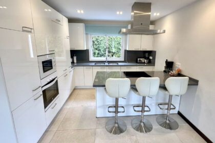 feb408abd5ebbdfbb4b4f9430cca02b3 - 8