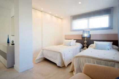 0011eb17fff5cb885206539a68ff0739 - 10