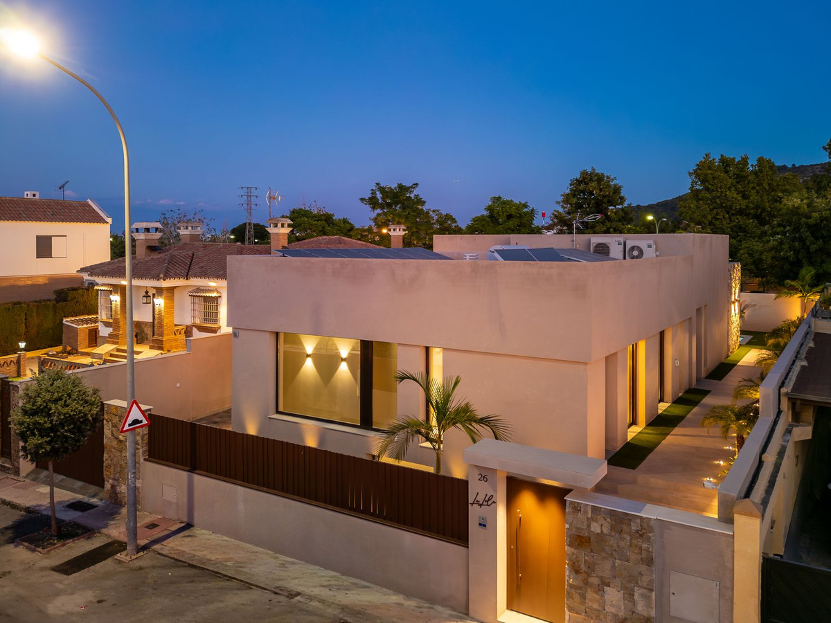 0028cc7123561d6123c79a9f8c2cfa2b - 14