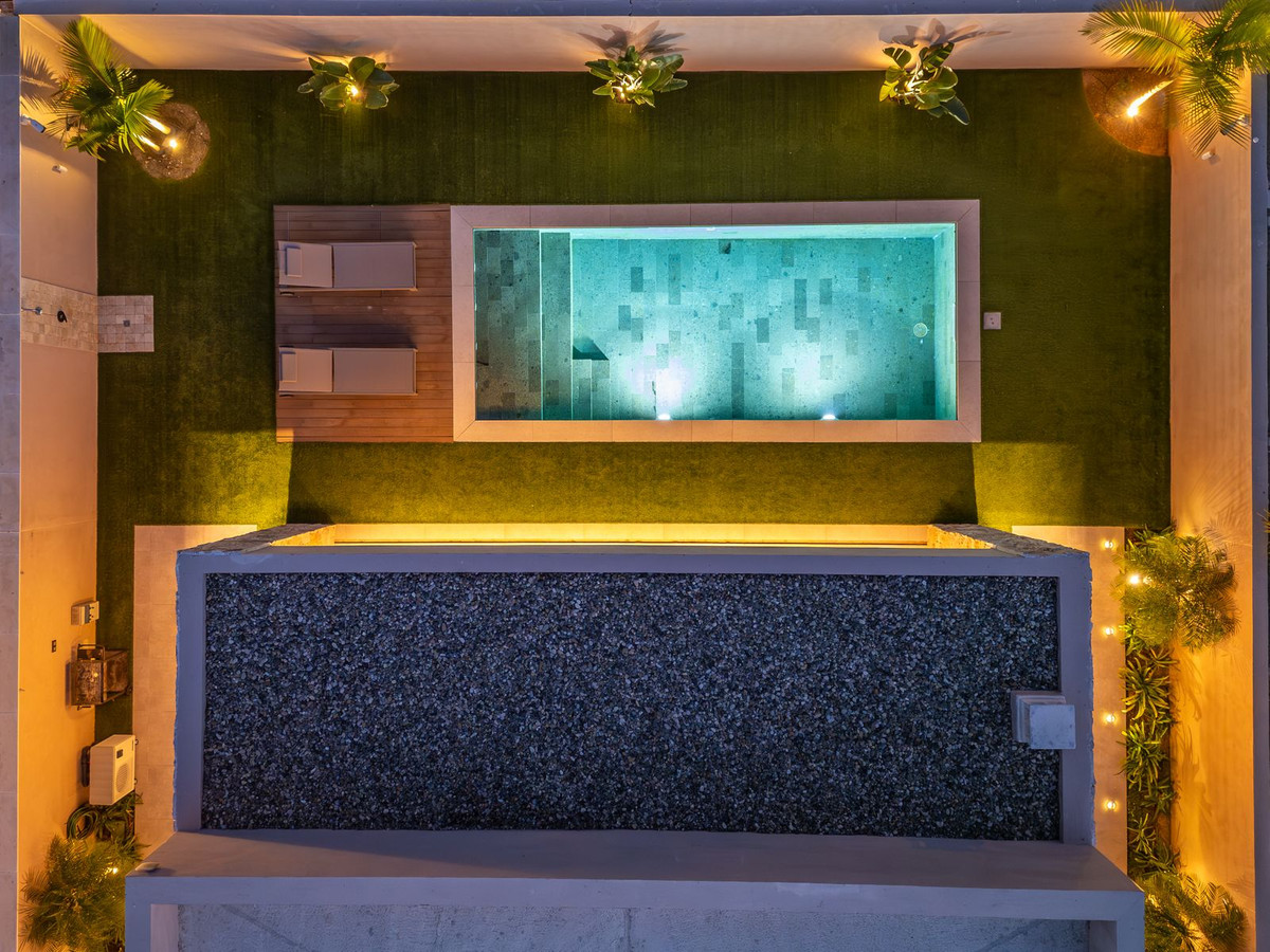 0028cc7123561d6123c79a9f8c2cfa2b - 17