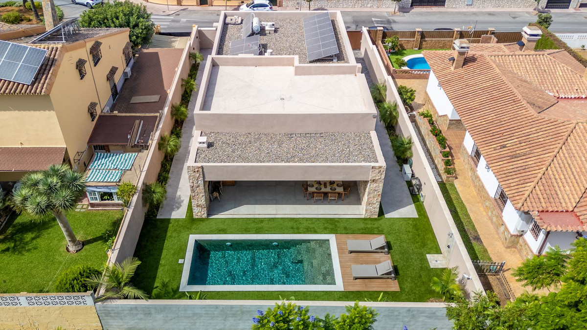 0028cc7123561d6123c79a9f8c2cfa2b - 19