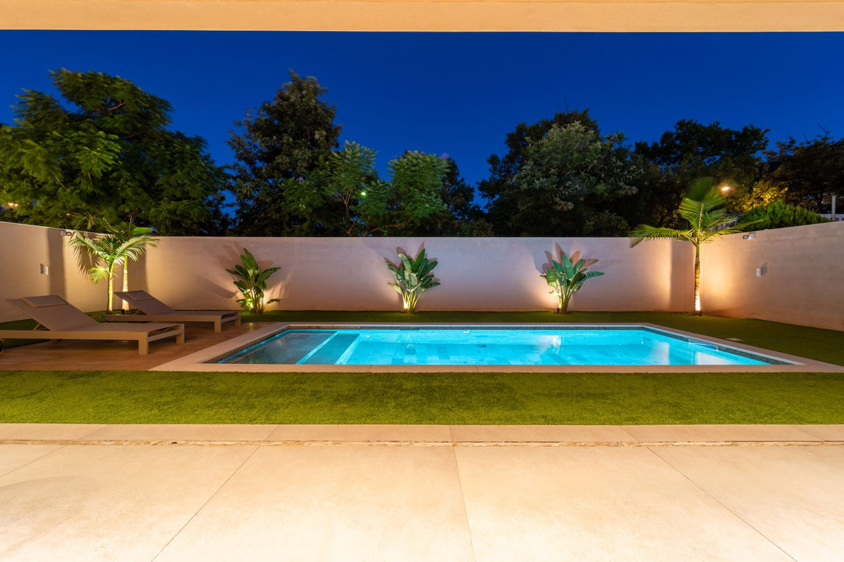 0028cc7123561d6123c79a9f8c2cfa2b - 22