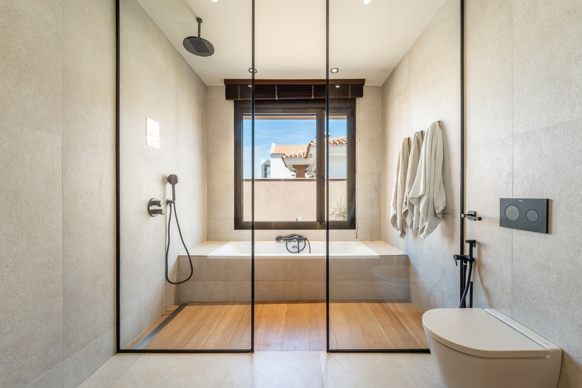 0028cc7123561d6123c79a9f8c2cfa2b - 28