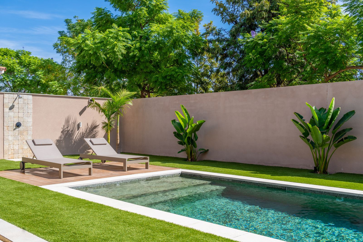 0028cc7123561d6123c79a9f8c2cfa2b - 40