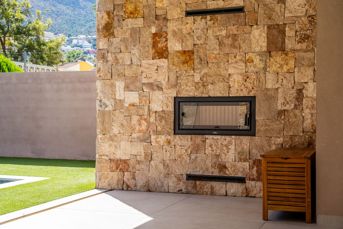 0028cc7123561d6123c79a9f8c2cfa2b - 46