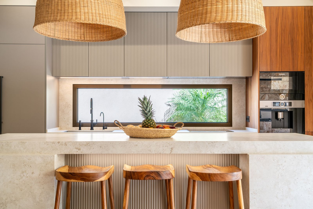 0028cc7123561d6123c79a9f8c2cfa2b - 51