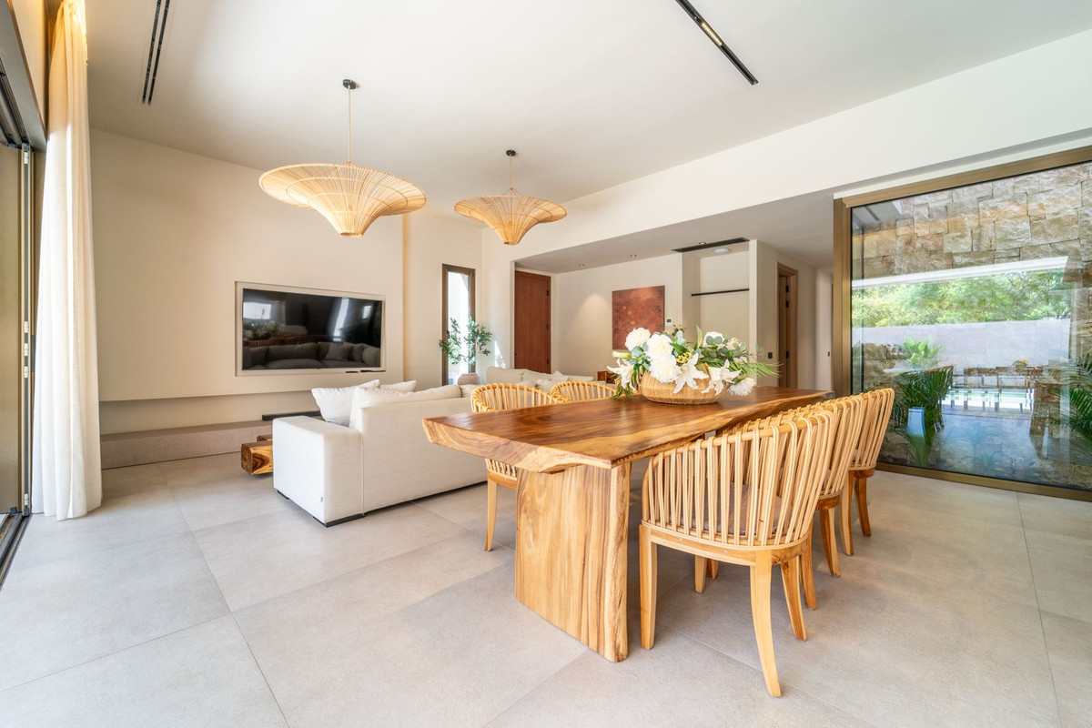 0028cc7123561d6123c79a9f8c2cfa2b - 56