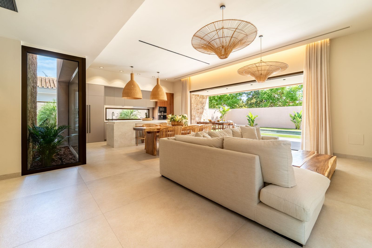 0028cc7123561d6123c79a9f8c2cfa2b - 59