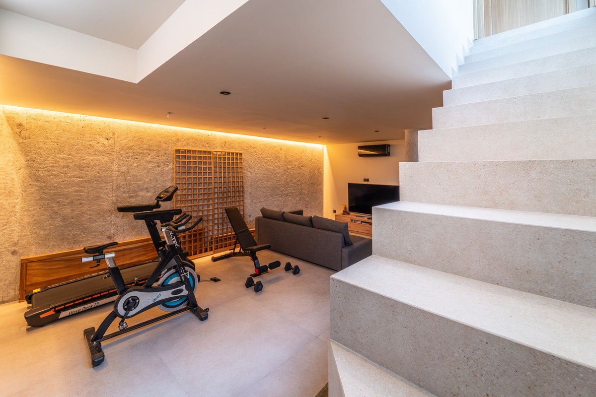 0028cc7123561d6123c79a9f8c2cfa2b - 66