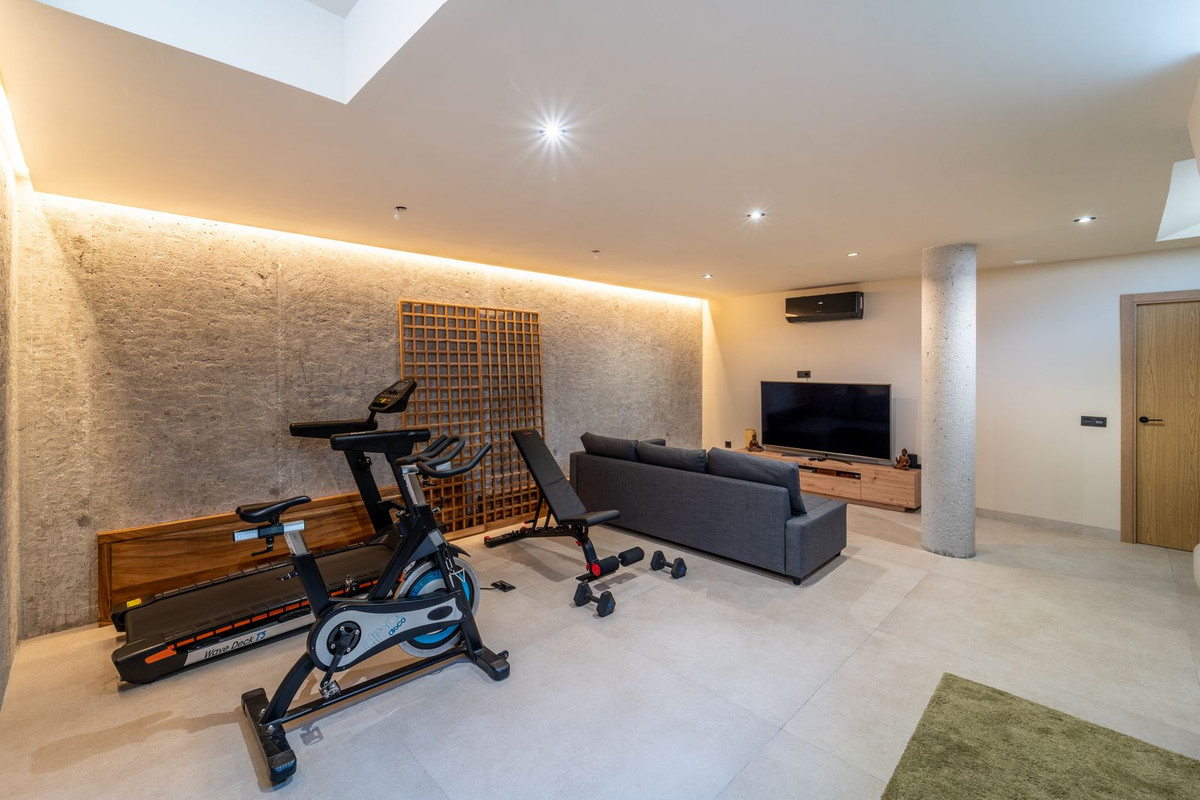 0028cc7123561d6123c79a9f8c2cfa2b - 67