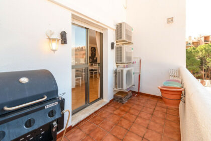 0064d251530b35bfe2cfb42d2a102159 - 32