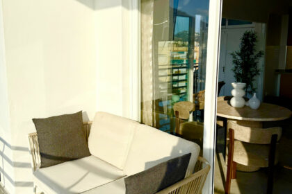 00b552e48dfbb4439cc97f823a40e65f - 12