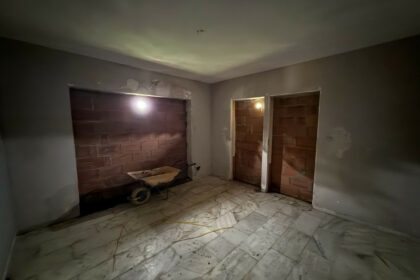 00bfbd591706a06a424f90420792cec8 - 17