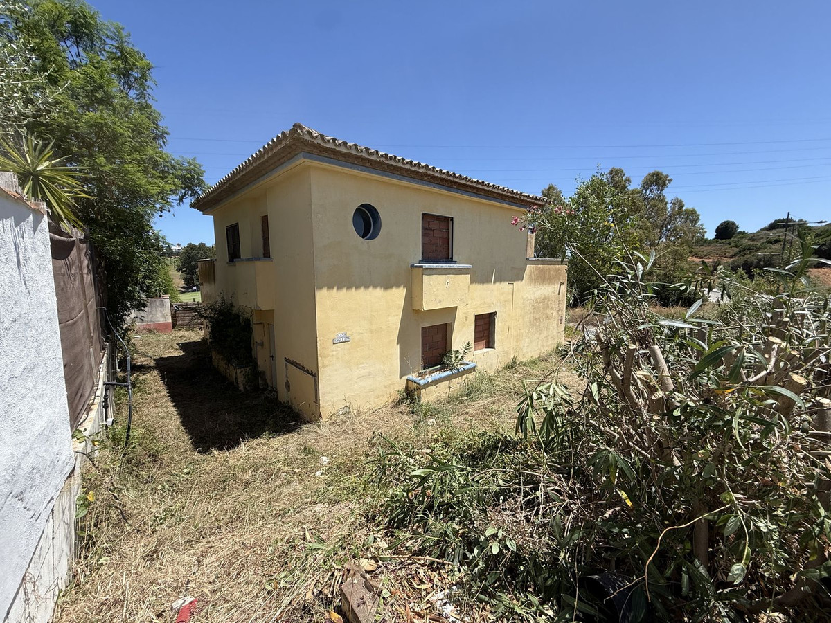 00bfbd591706a06a424f90420792cec8 - 2