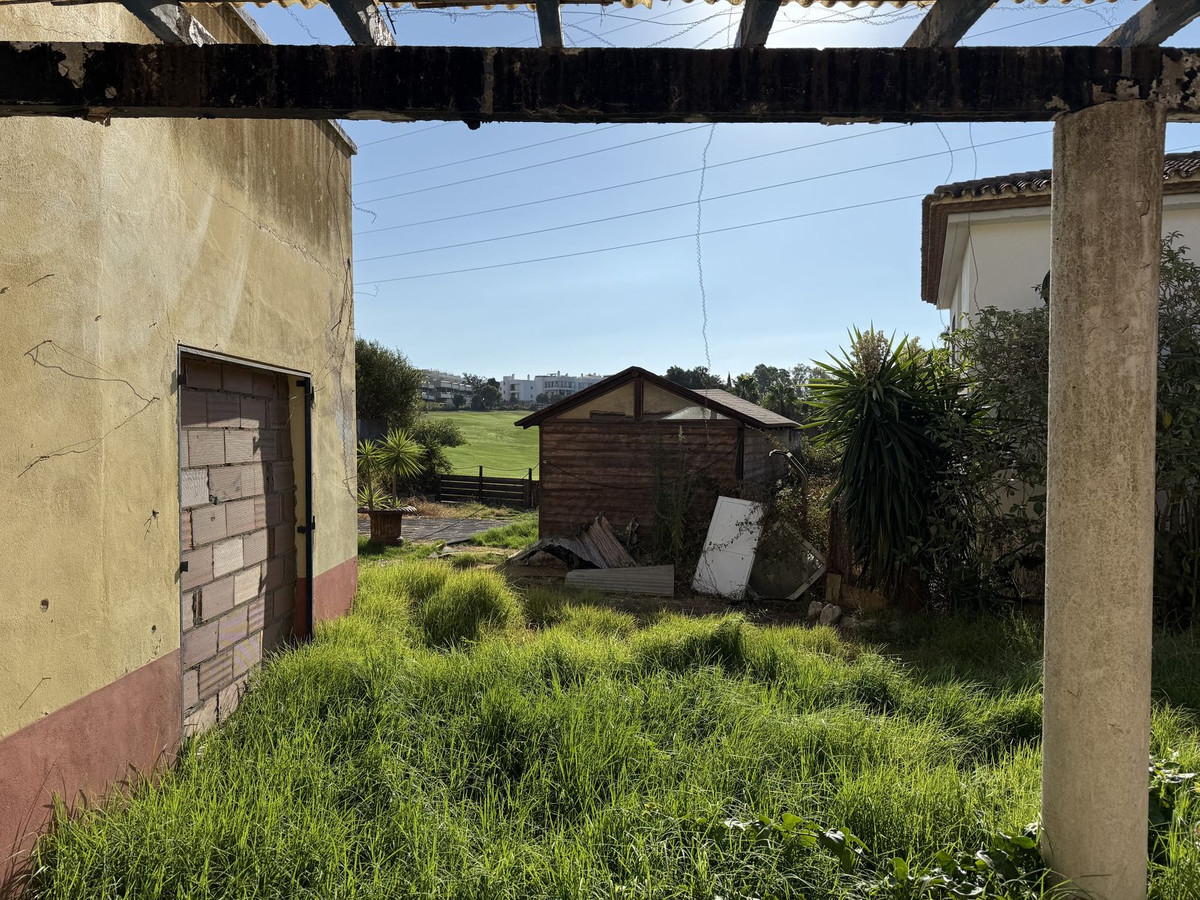 00bfbd591706a06a424f90420792cec8 - 6