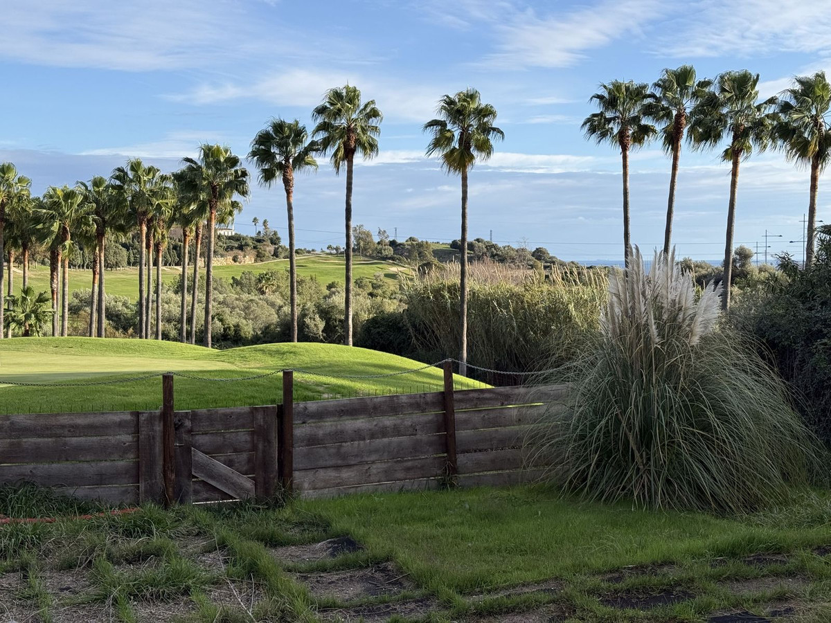 00bfbd591706a06a424f90420792cec8 - 9