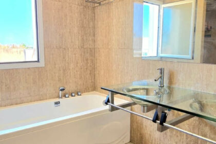 0179f421e104adfce18f8c5e10c939db - 17